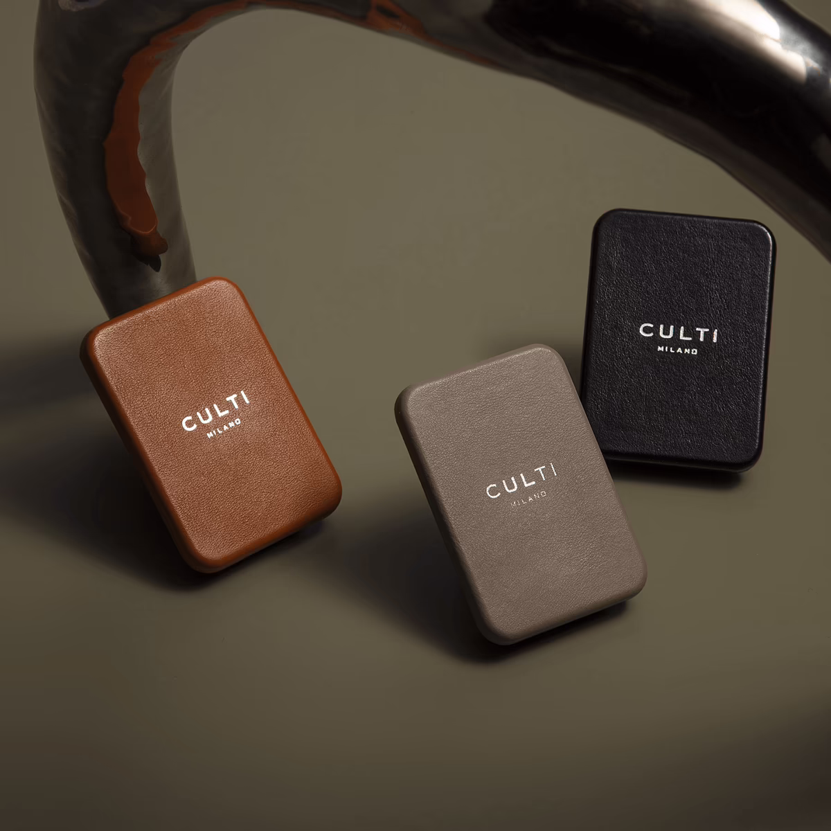 Car Diffuser Black by Culti Milano_mood 2