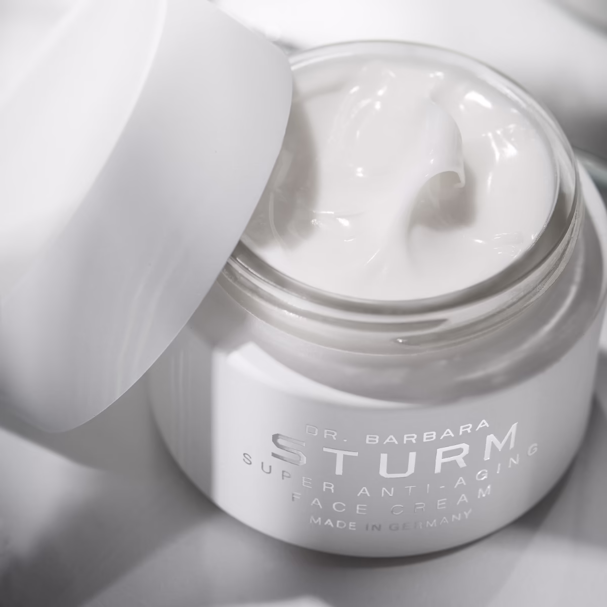 Super Anti-aging Face Cream by Dr. Barbara Sturm_50_mood Super Anti-aging Face Cream by Dr. Barbara Sturm_50_mood