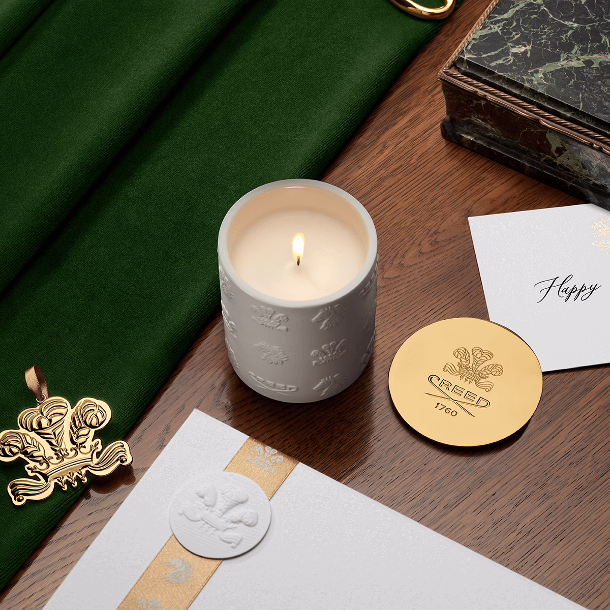 Aventus Porcelain Candle by Creed_220_mood