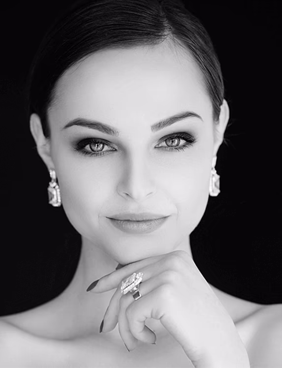 Connoisseur Attitude - Mood Image Connoisseur Attitude - Mood Image